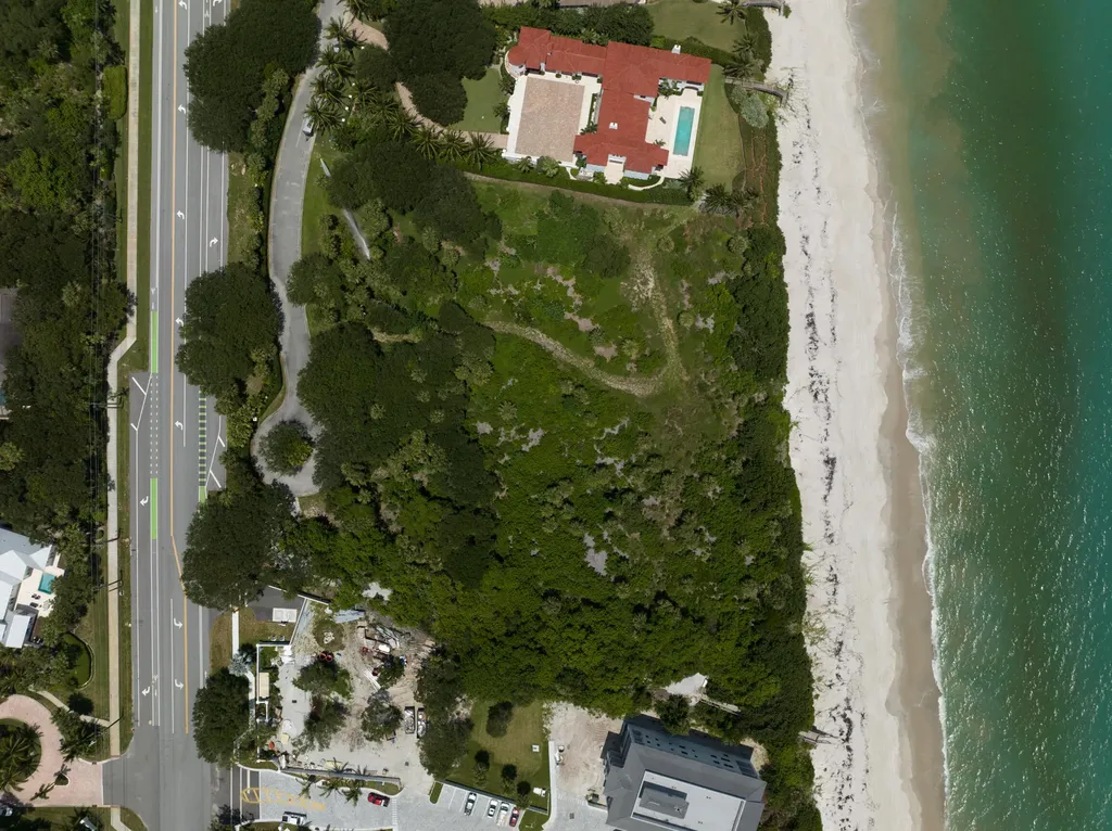 211 S Blue Wave Lane Indian River Shores FL 32963
