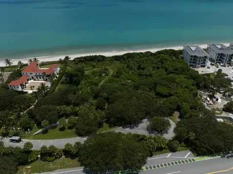 211 S Blue Wave Lane Indian River Shores FL 32963