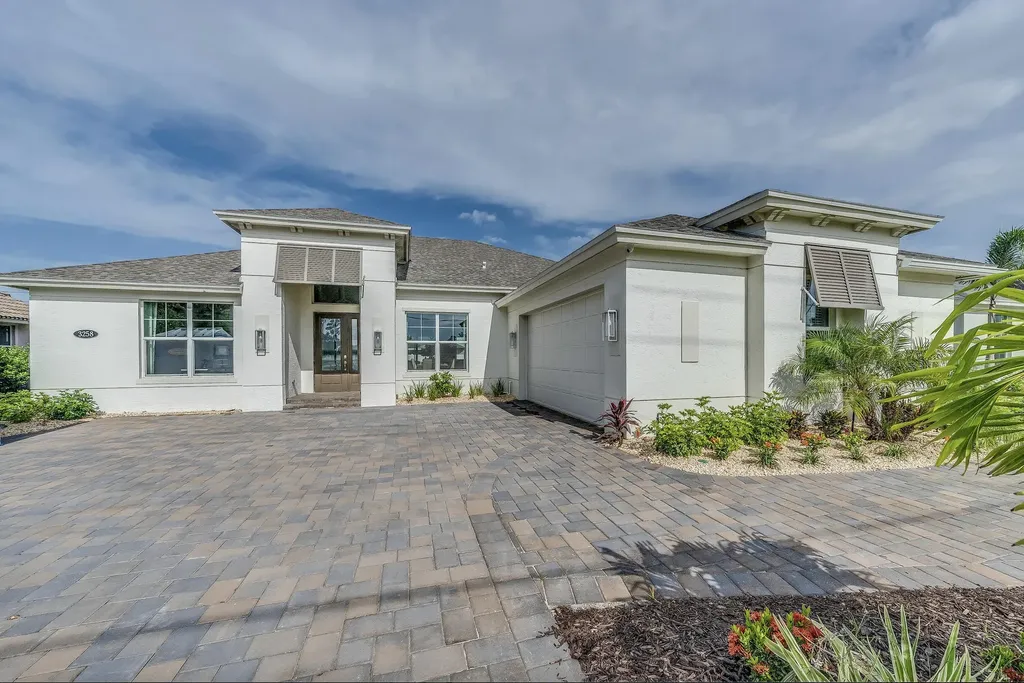 3258 SW Savona Boulevard Port St Lucie FL 34953
