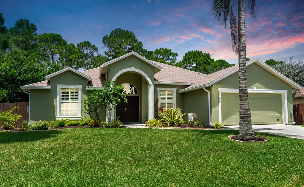3672 SW Conibear Street Port St Lucie FL 34953