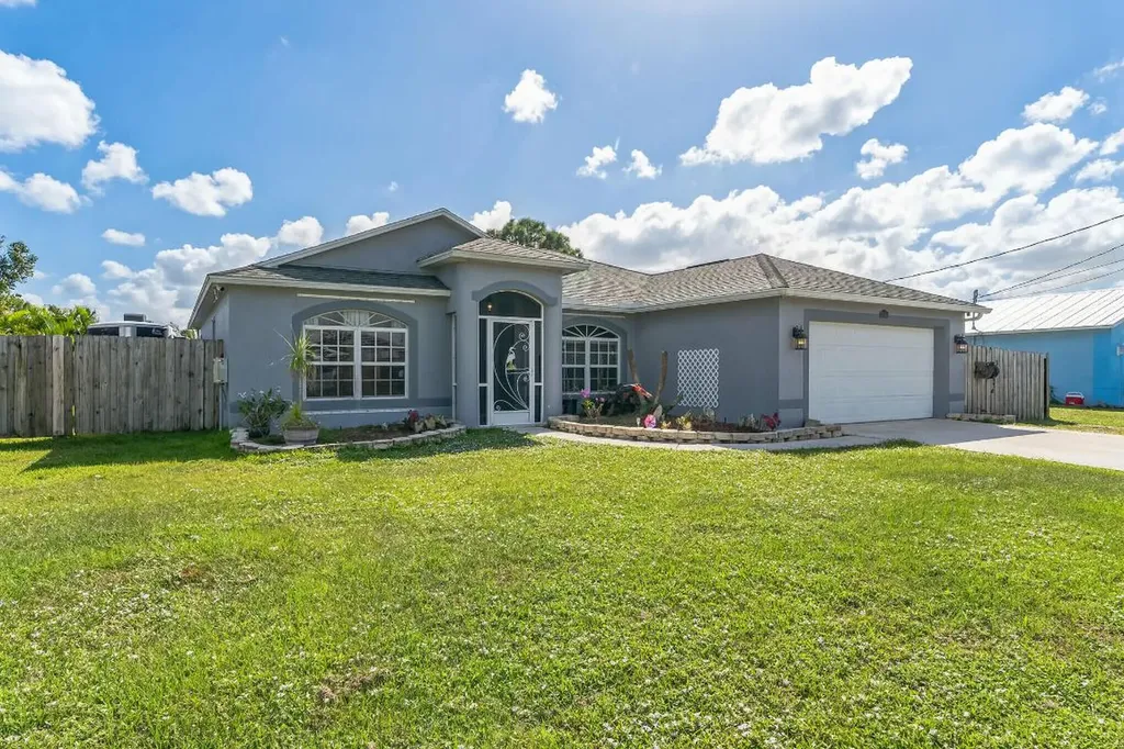 5303 NW Almond Avenue Port St Lucie FL 34986