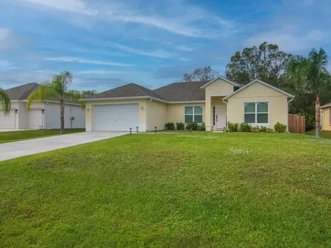 755 Media Terrace Sebastian FL 32958
