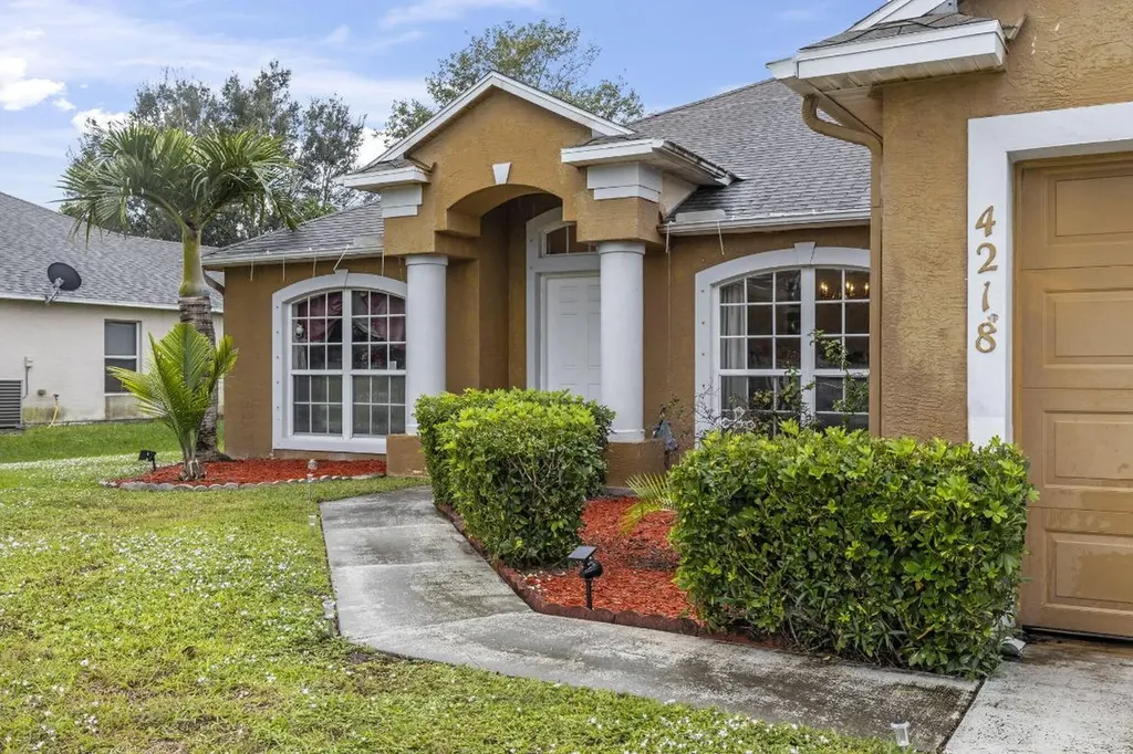 4218 SW Utterback Street Port St Lucie FL 34953