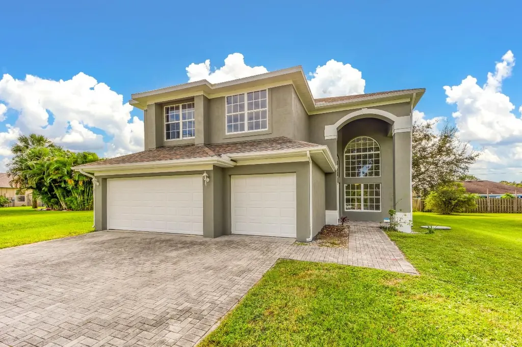 1486 SW Devera Avenue Port St Lucie FL 34953