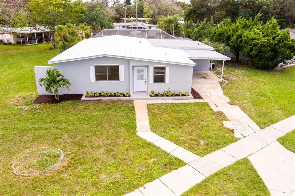 194 SE Serenata Court Port St Lucie FL 34983