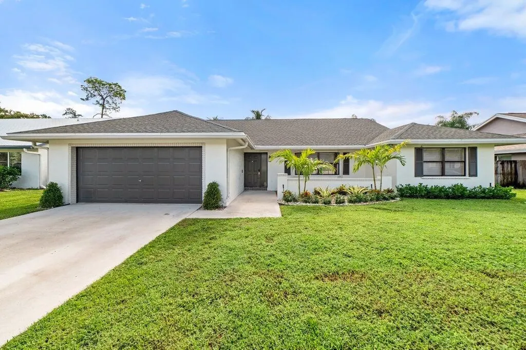 721 Juniper Place Wellington FL 33414