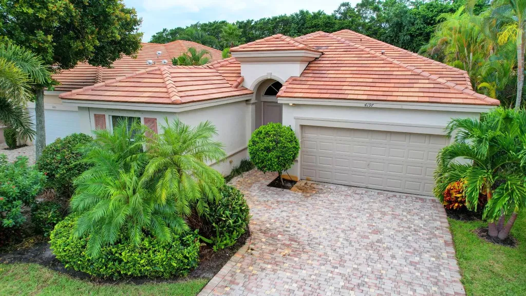 4197 Imperial Club Lane Lake Worth FL 33449