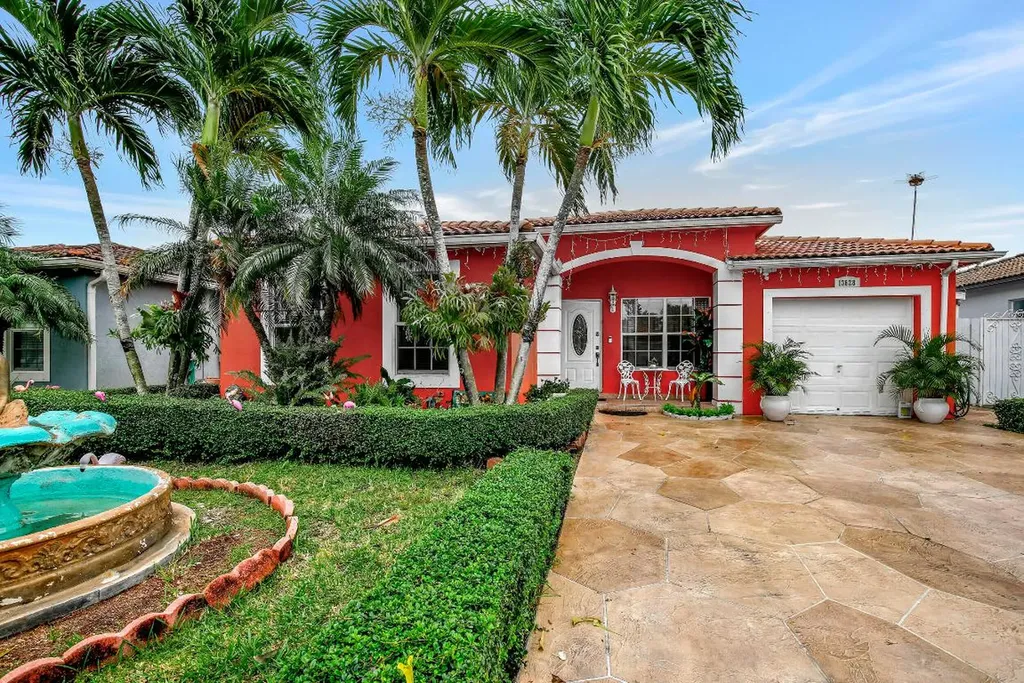 13828 SW 258th Lane Homestead FL 33032
