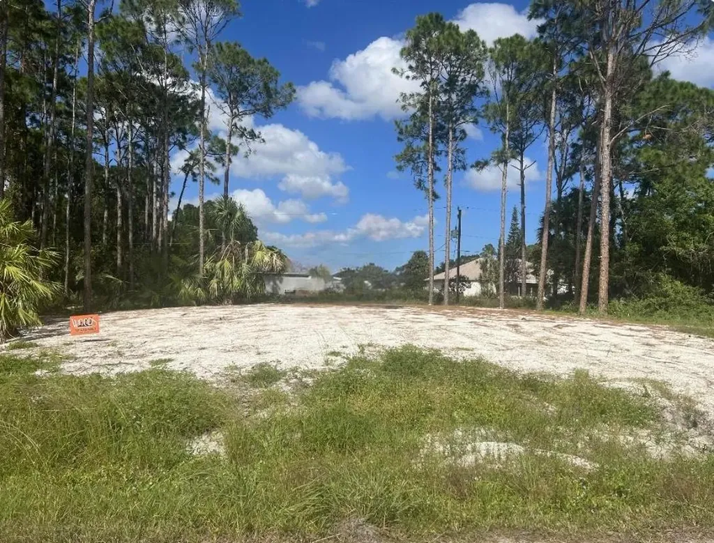 1383 Biarritz Street NW Palm Bay FL 32907