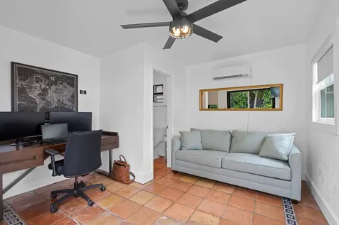 317 Vallette Way West Palm Beach FL 33401