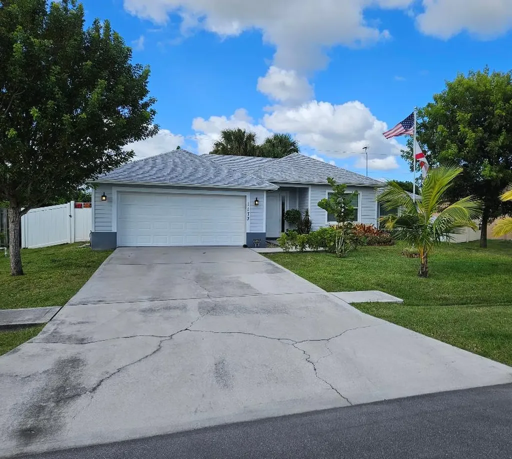 1173 SW Eleuthera Avenue Port St Lucie FL 34953