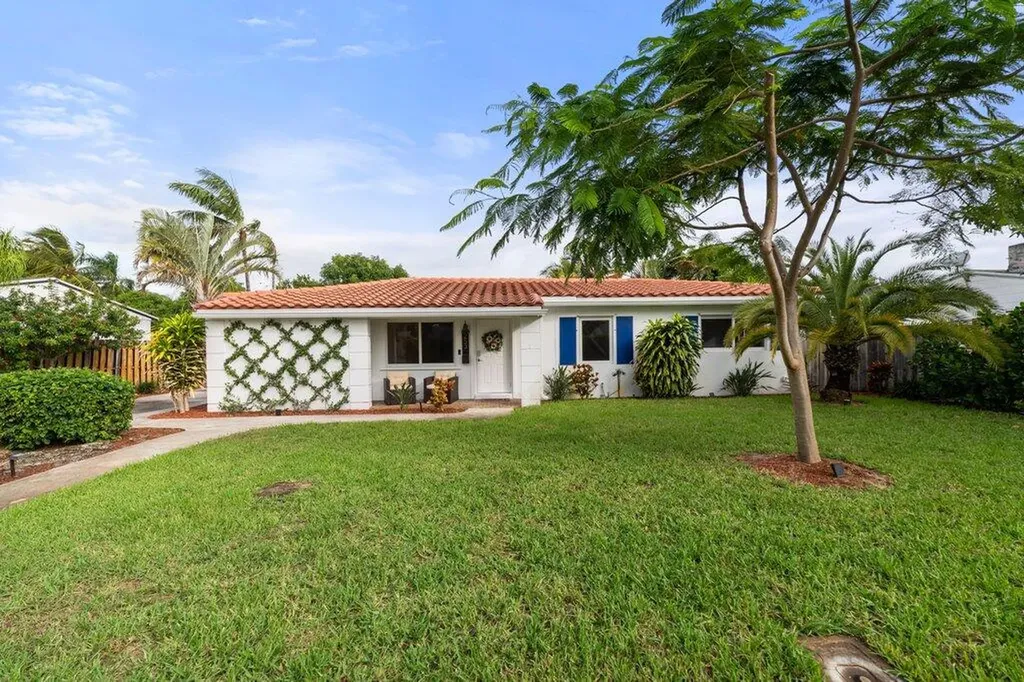253 NE 21st Street Delray Beach FL 33444