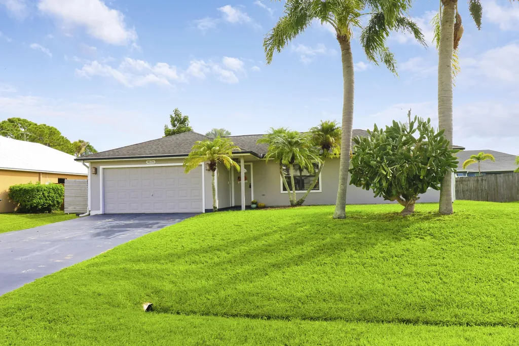 4626 SW Fallkirk Street Port St Lucie FL 34953