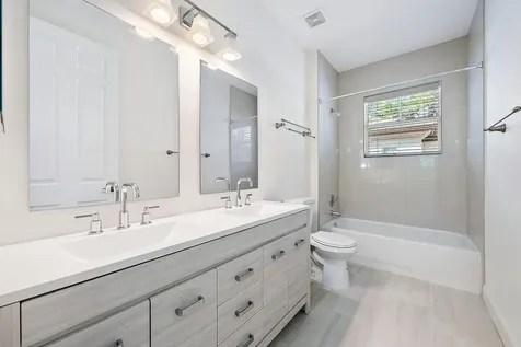 885 Taft Court Palm Beach Gardens FL 33410