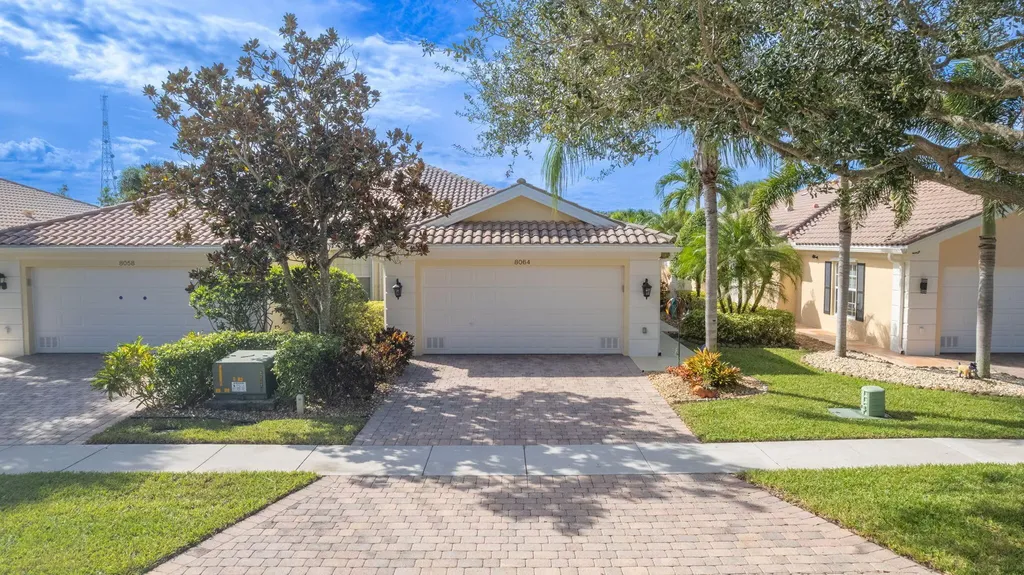 8064 Montserrat Place Wellington FL 33414