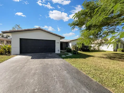 10860 NW 40th Street Coral Springs FL 33065