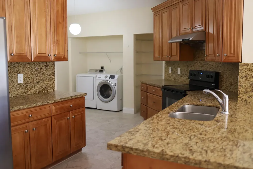 23 Paxford Lane Boynton Beach FL 33426