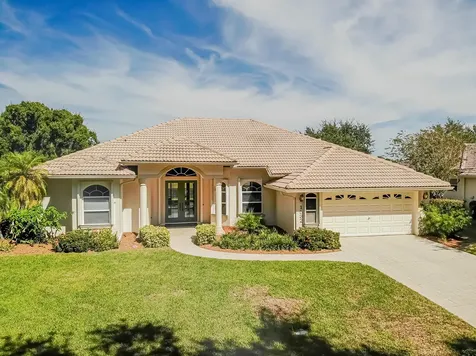 1532 SW Mockingbird Circle Port St Lucie FL 34986
