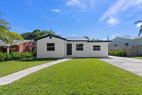 212 SE 1st Avenue Boynton Beach FL 33435