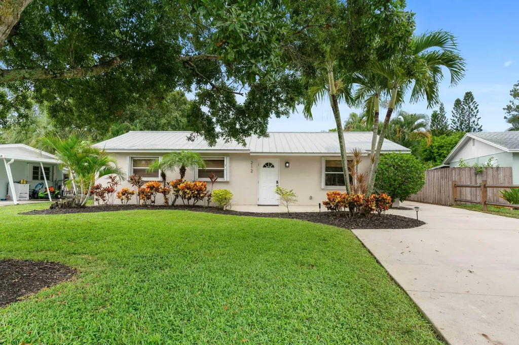 212 W Whitney Drive Jupiter FL 33458