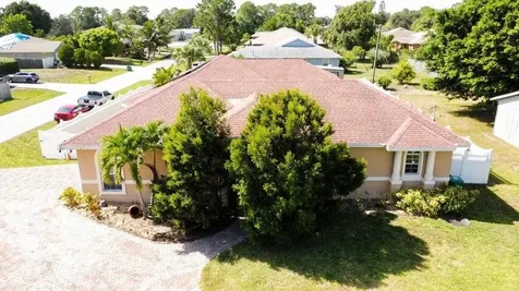 1238 SW Jacqueline Avenue Port St Lucie FL 34953
