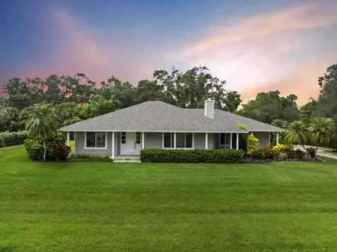 445 45th Court Vero Beach FL 32968