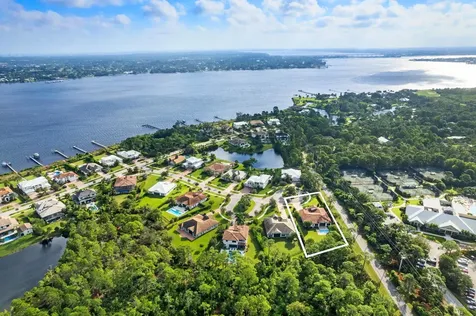 13328 NW Baywood Place Palm City FL 34990