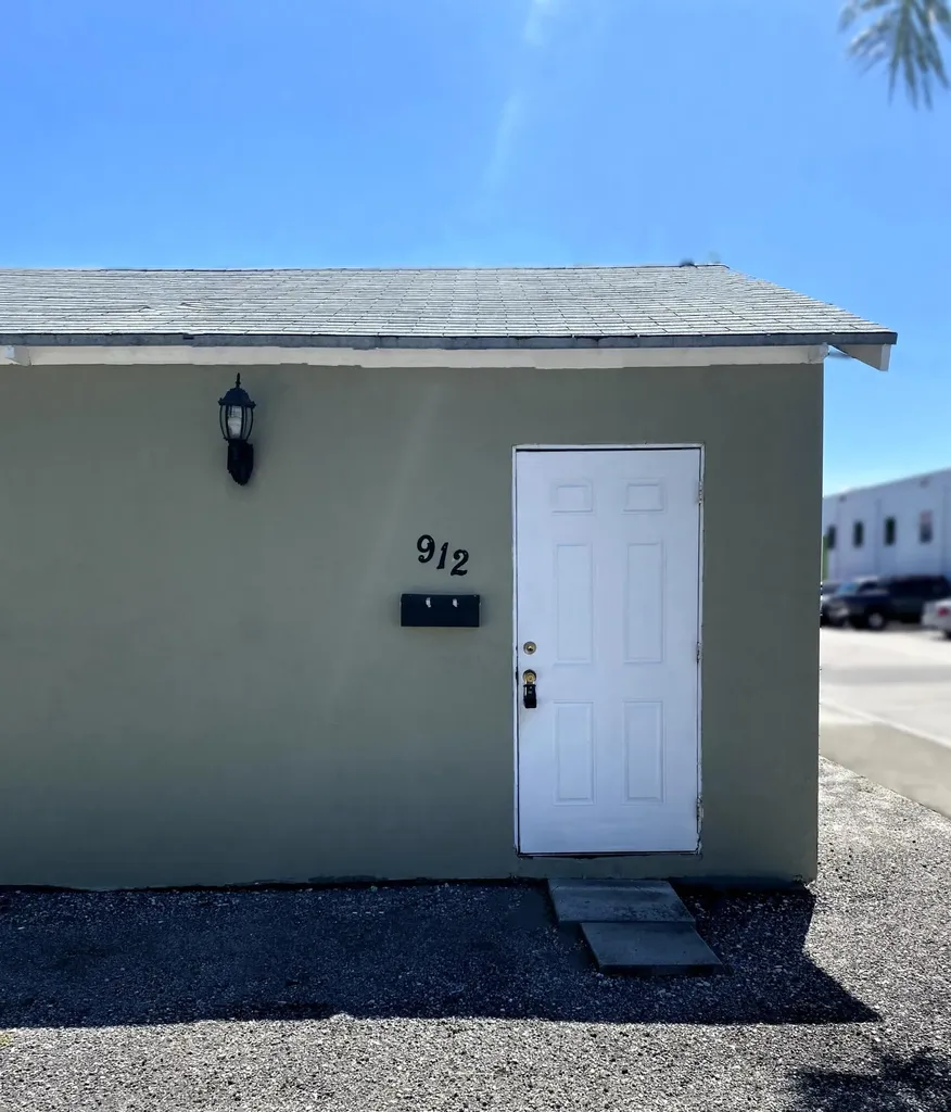 912 11th Avenue Lake Worth Beach FL 33460