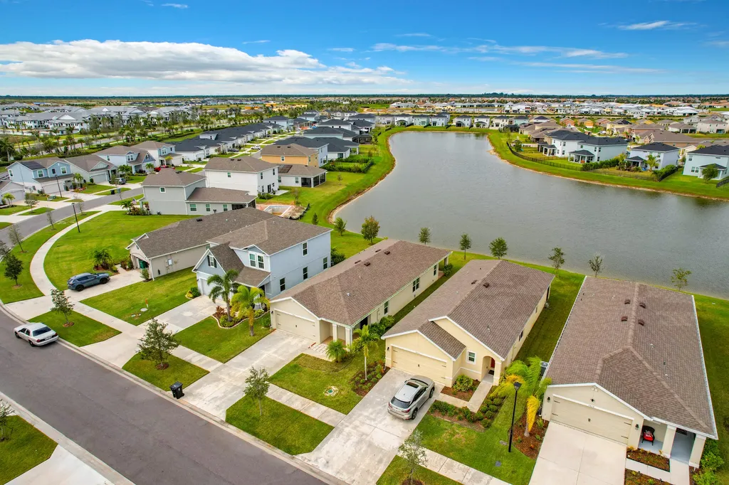 9416 SW Ligorio Way Port St Lucie FL 34987