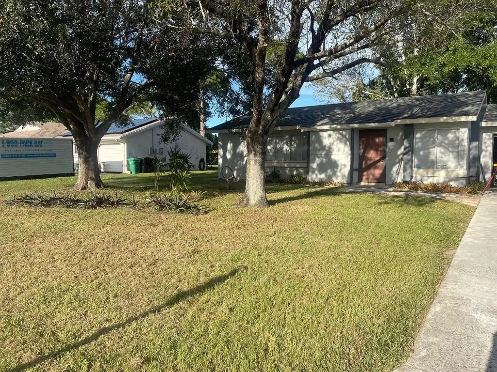 1357 SE Vestridge Lane Port St Lucie FL 34952