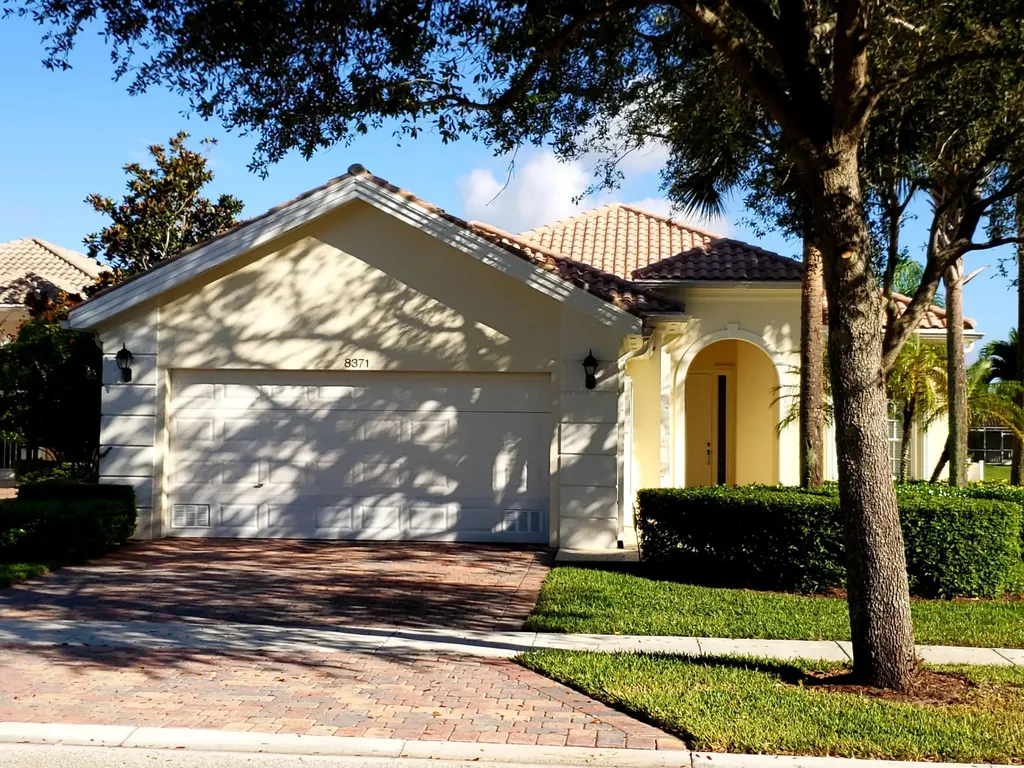 8371 Tobago Lane Wellington FL 33414