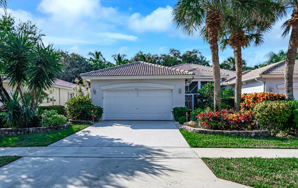9511 Crescent View Drive N Boynton Beach FL 33437