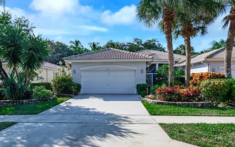 9511 Crescent View Drive N Boynton Beach FL 33437