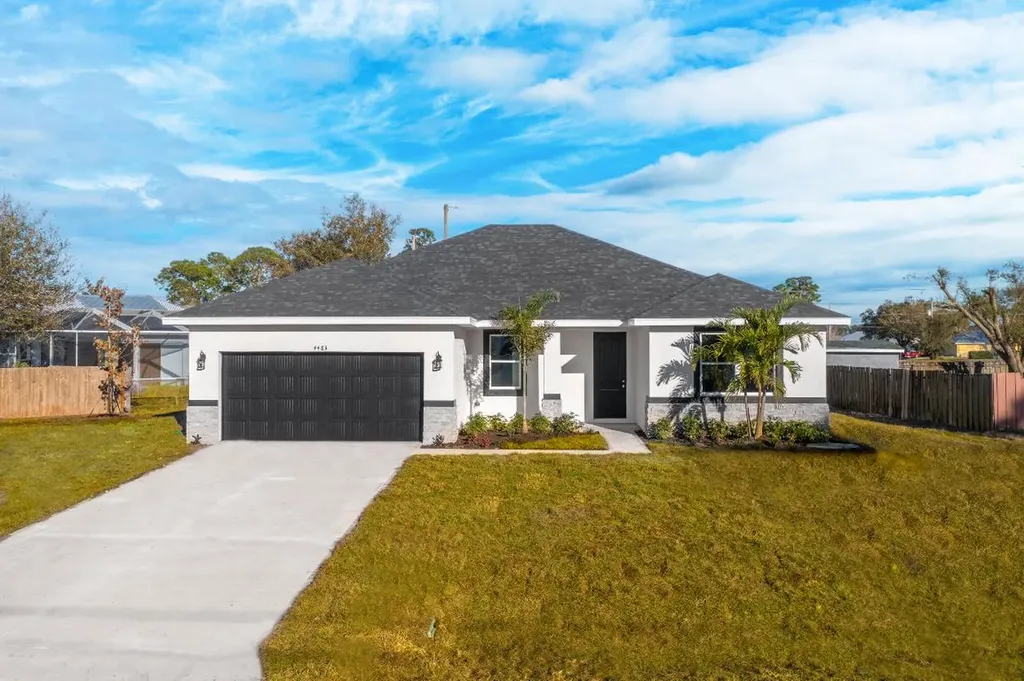 951 SW Gaitor Avenue Port St Lucie FL 34953