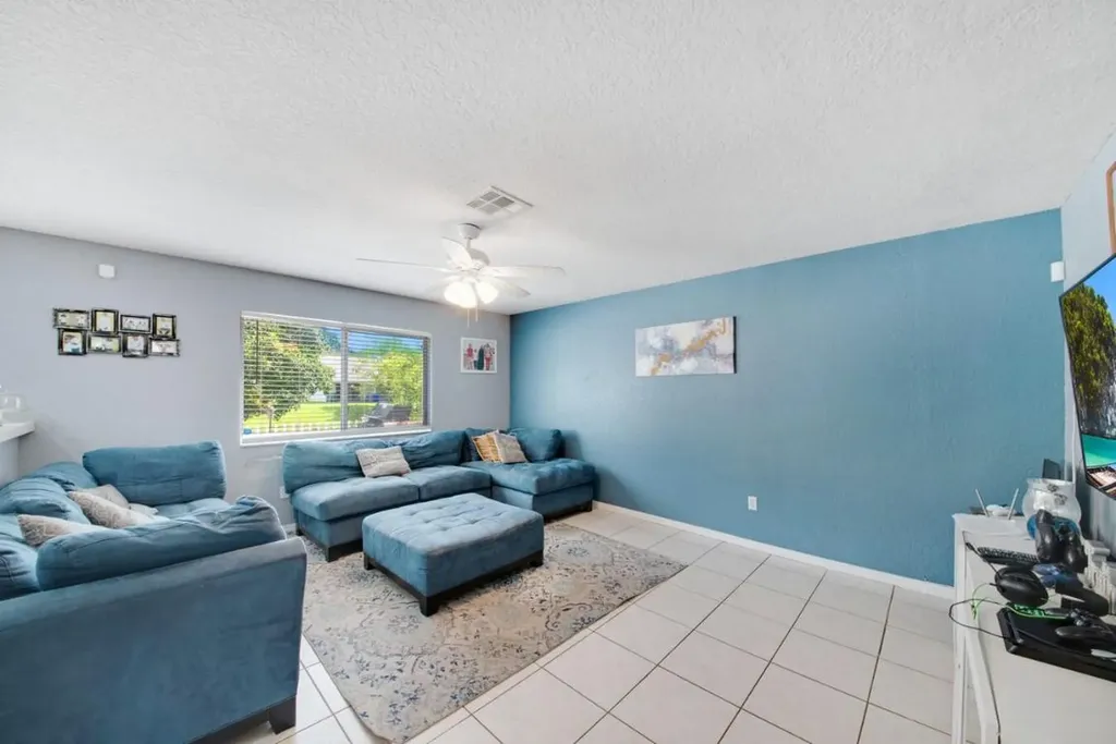 6261 NW 2nd Street Margate FL 33063
