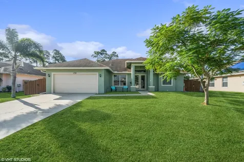 1732 SW Effland Avenue Port St Lucie FL 34953
