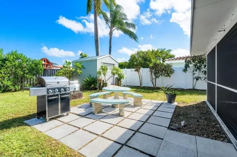 404 SE 4th Terrace Pompano Beach FL 33060