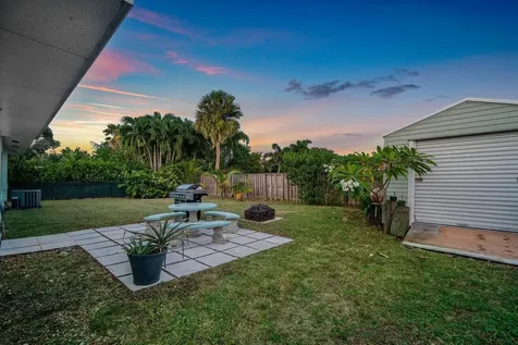 404 SE 4th Terrace Pompano Beach FL 33060