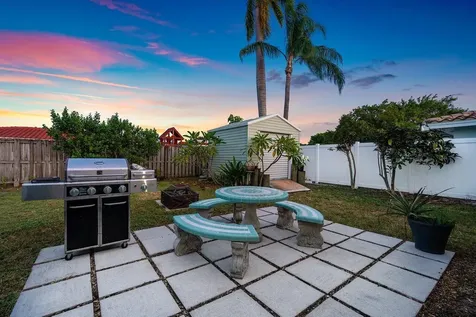 404 SE 4th Terrace Pompano Beach FL 33060