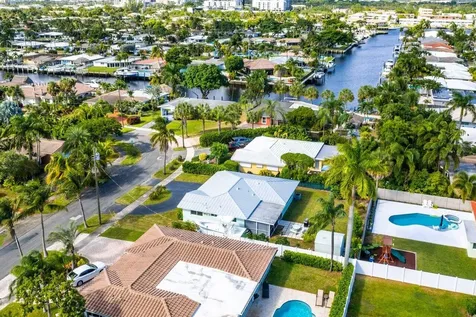 404 SE 4th Terrace Pompano Beach FL 33060