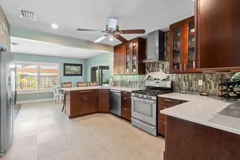 404 SE 4th Terrace Pompano Beach FL 33060