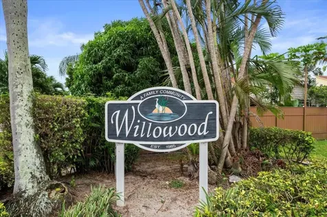 4193 Willowood Lane Lake Worth FL 33462