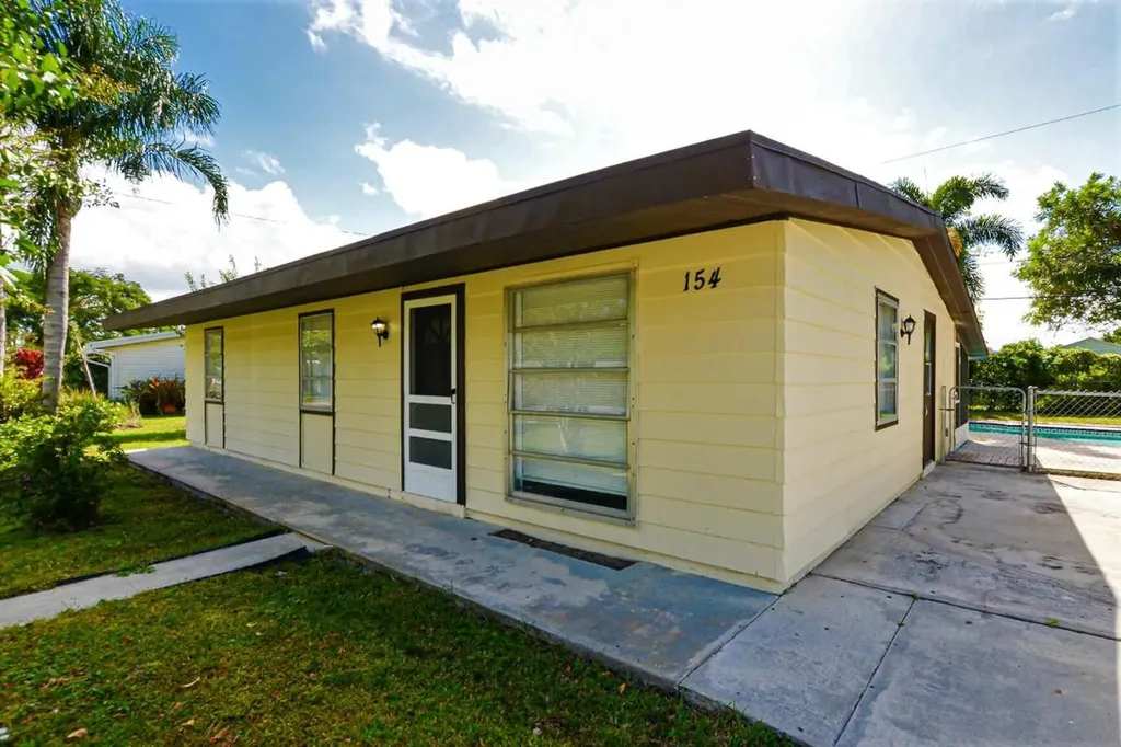 154 SE Lucero Drive Port St Lucie FL 34983