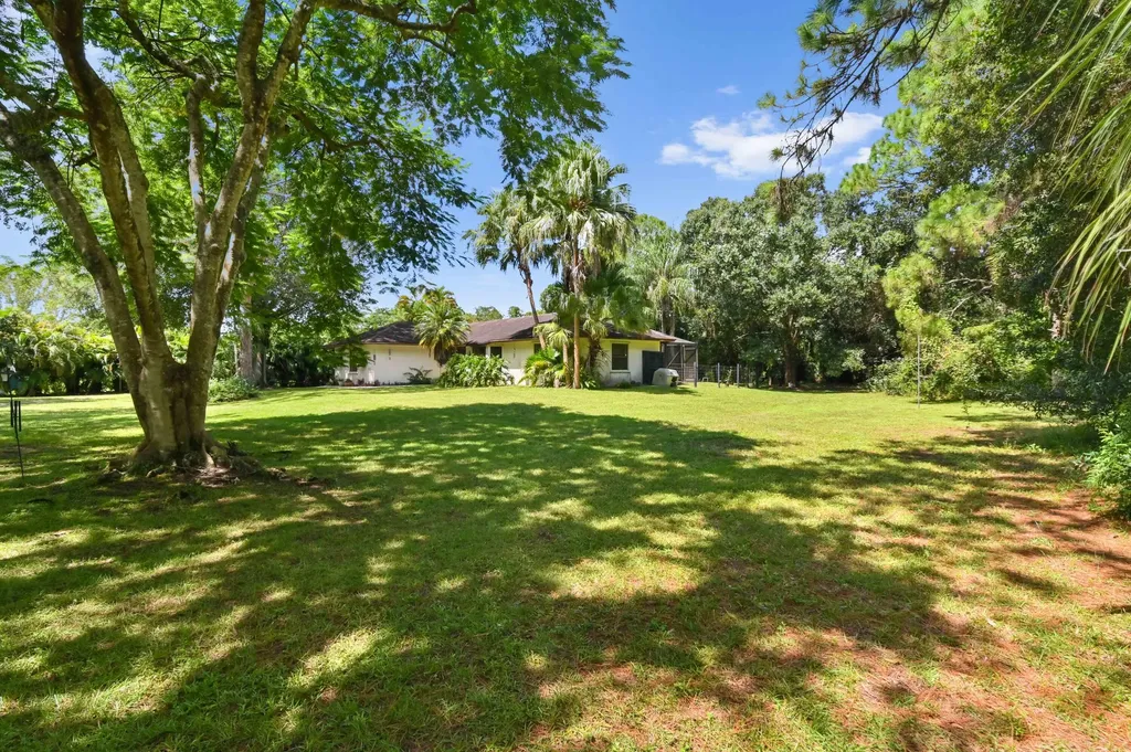 17297 35th Place N Loxahatchee FL 33470