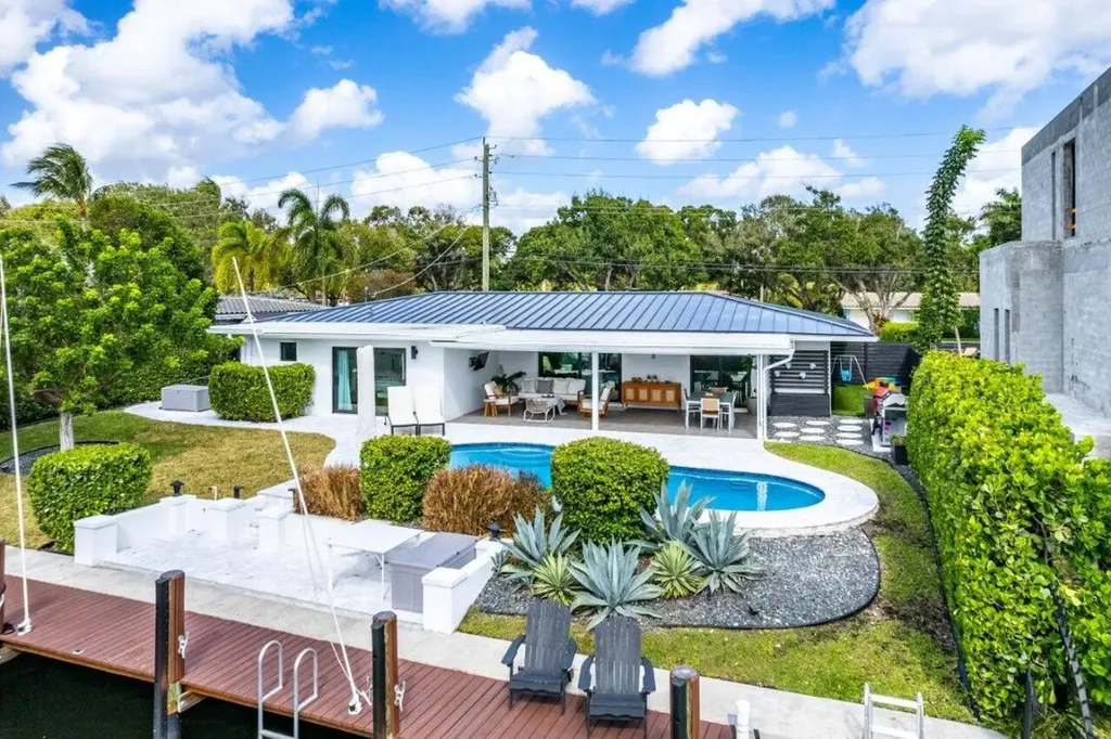 2310 NE 49th Street Lighthouse Point FL 33064