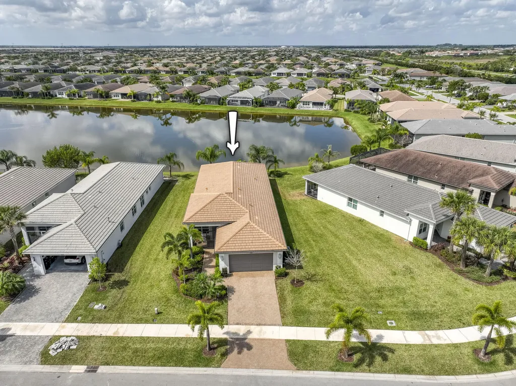 10686 SW Sunray Street Port St Lucie FL 34987