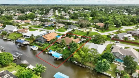 205 NE Sagamore Terrace Port St Lucie FL 34983