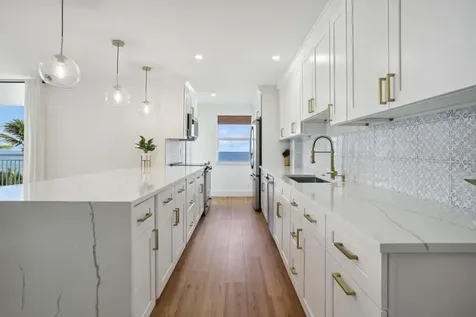 1051 Hillsboro Mile Hillsboro Beach FL 33062
