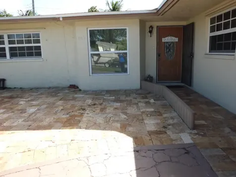 180 NE 25th Court Pompano Beach FL 33064