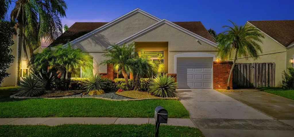 23041 Floralwood Lane Boca Raton FL 33433